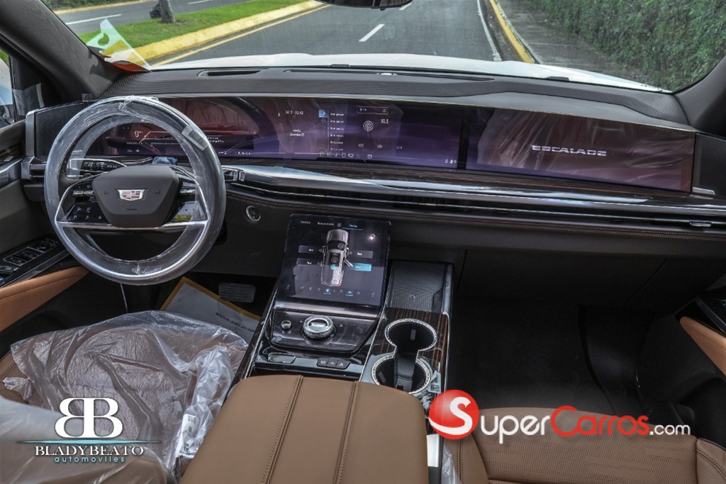 2026 Cadillac Escalade Luxury Short — foto 7 / 12