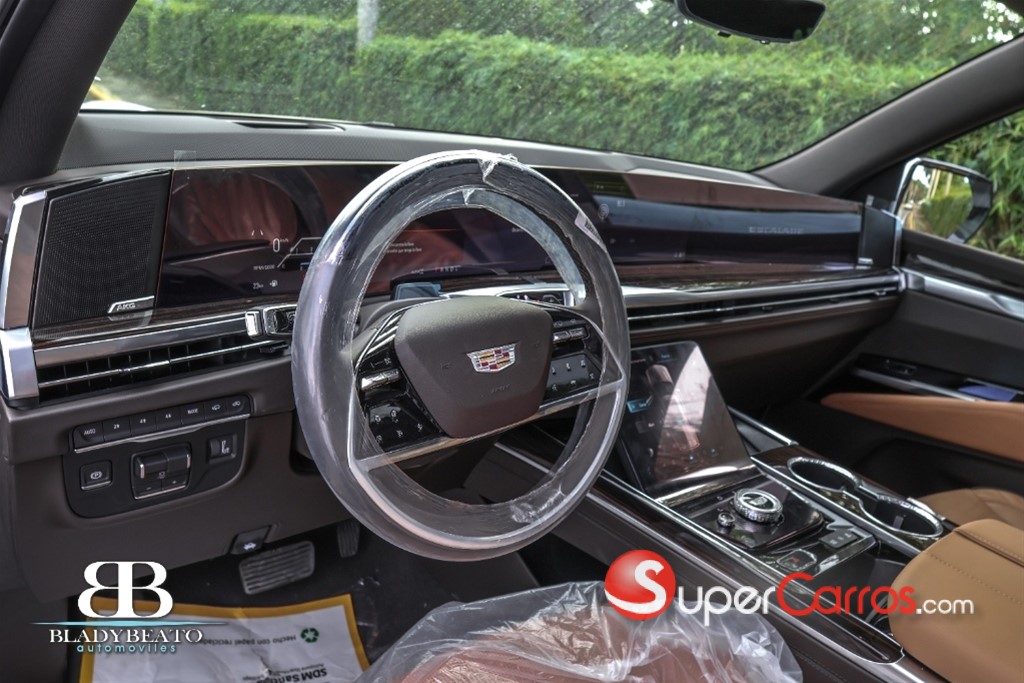 2026 Cadillac Escalade Luxury Short — foto 11 / 12