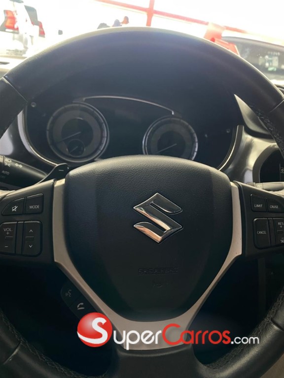 2020 Suzuki Vitara — foto 4 / 8