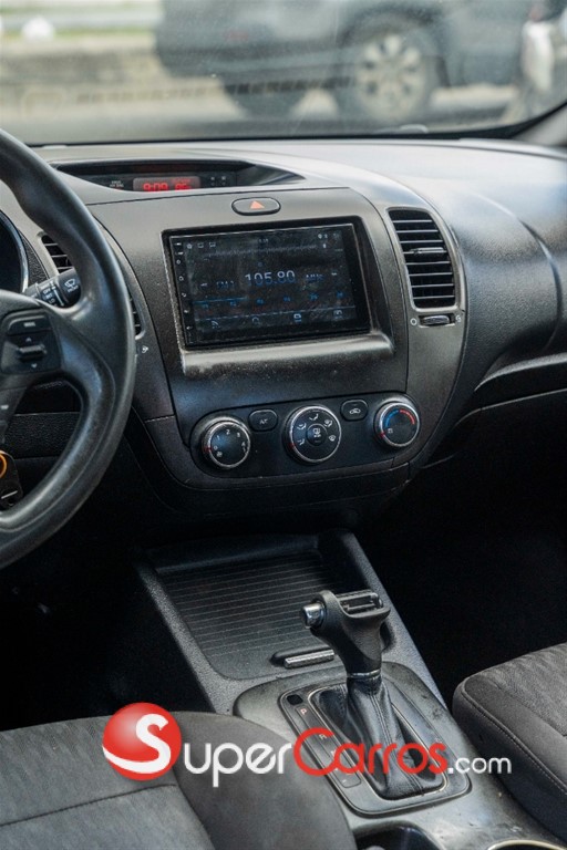 2014 Kia Forte LXS — foto 3 / 11