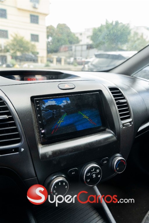 2014 Kia Forte LXS — foto 4 / 11