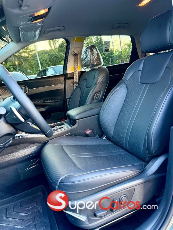 2027 Kia Sorento Luxury — foto 8 / 11