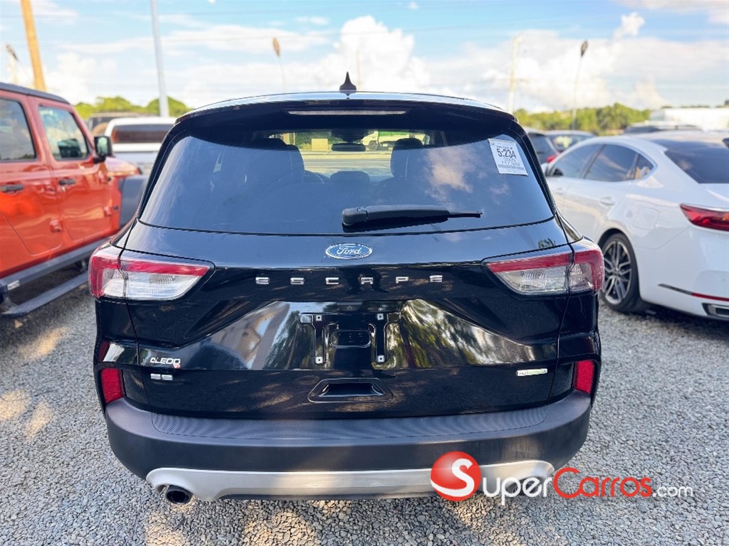 2020 Ford Escape SE — foto 6 / 11