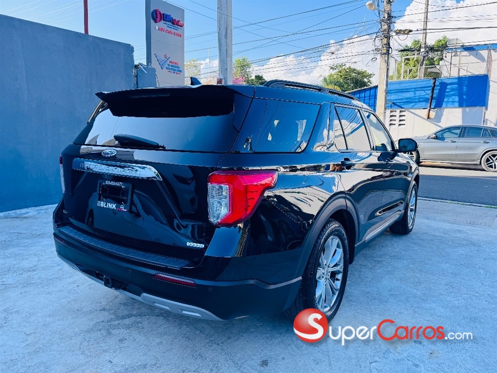 2020 Ford Explorer XLT — foto 7 / 12