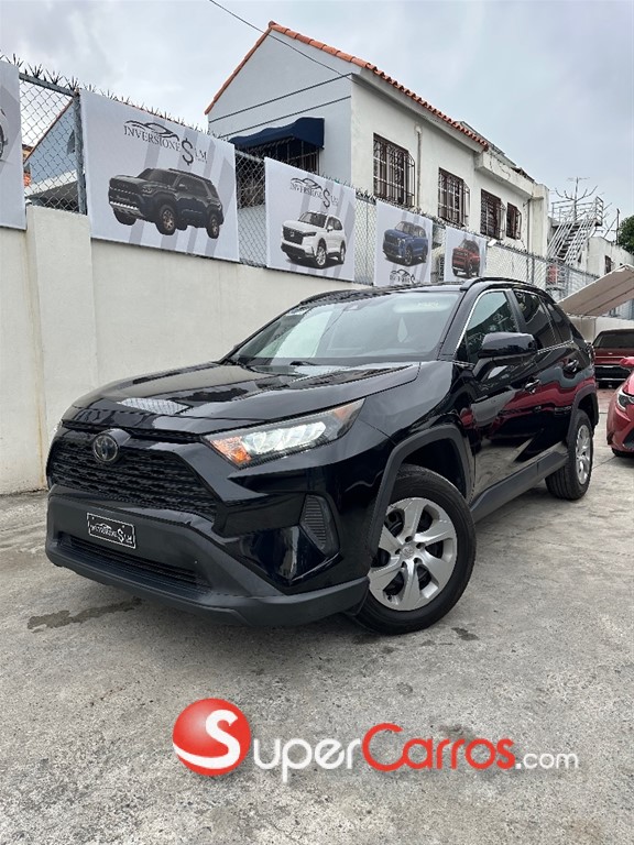2020 Toyota RAV4 LE — foto 4 / 7