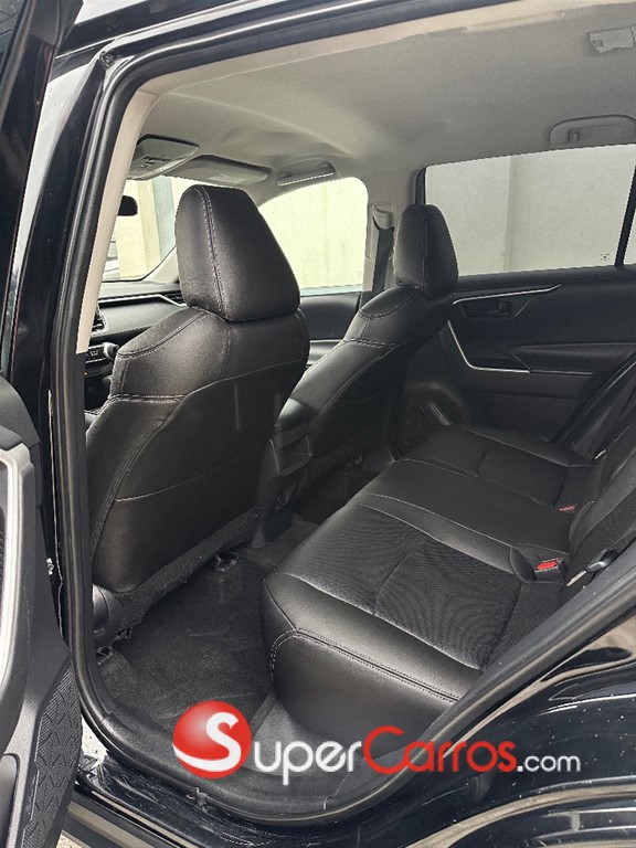 2020 Toyota RAV4 LE — foto 7 / 7