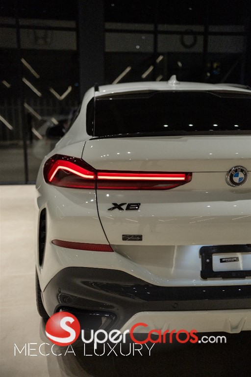 2022 BMW X 6 xDrive40i — foto 5 / 12