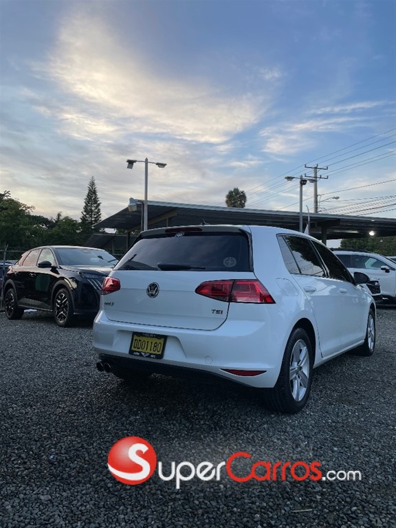 2017 Volkswagen Golf — foto 2 / 5