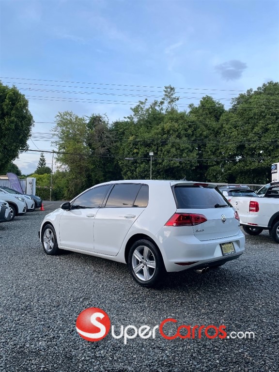 2017 Volkswagen Golf — foto 4 / 5