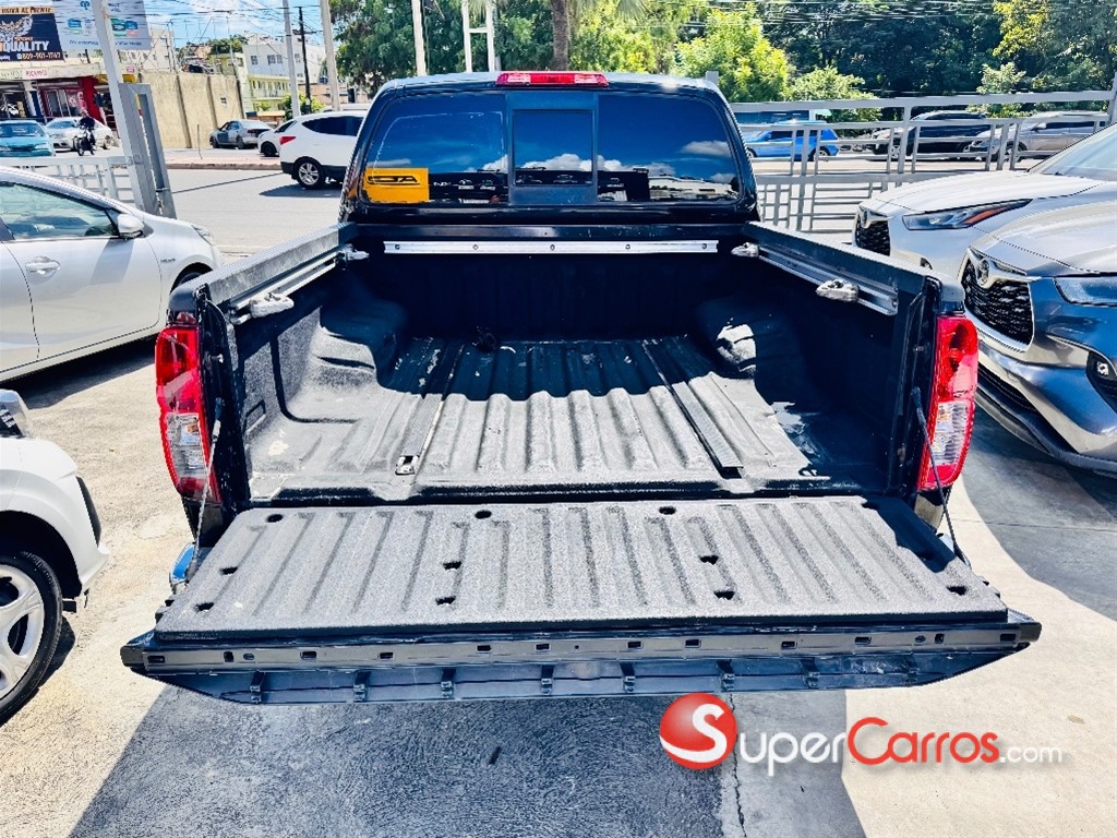 2017 Nissan Frontier SV — foto 6 / 12