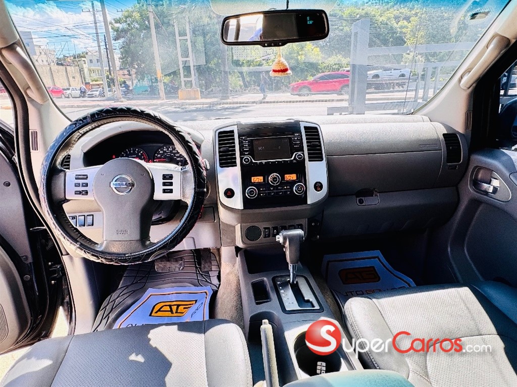 2017 Nissan Frontier SV — foto 9 / 12