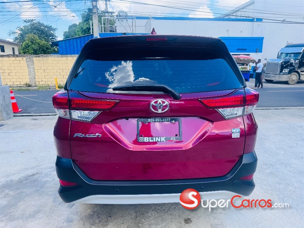 2024 Toyota Rush — foto 7 / 12