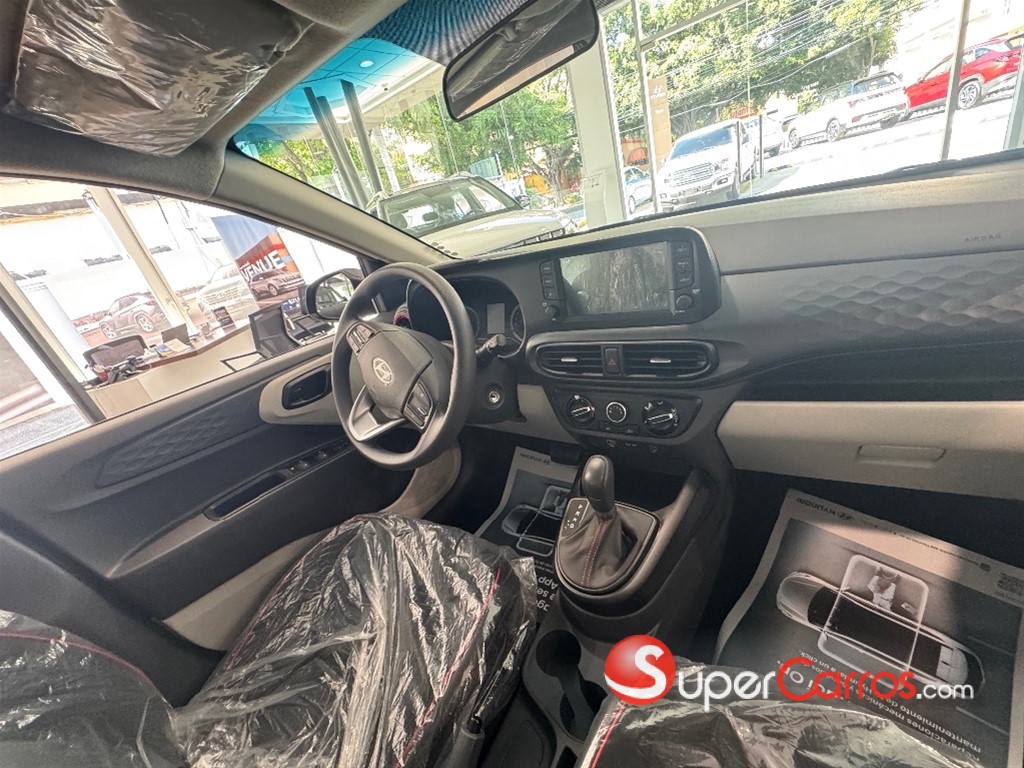 2025 Hyundai Grand I 10 Sedan — foto 8 / 9