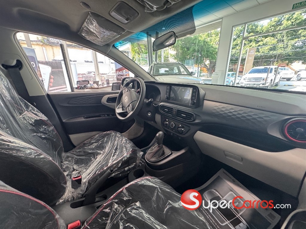 2025 Hyundai Grand I 10 Sedan — foto 9 / 9