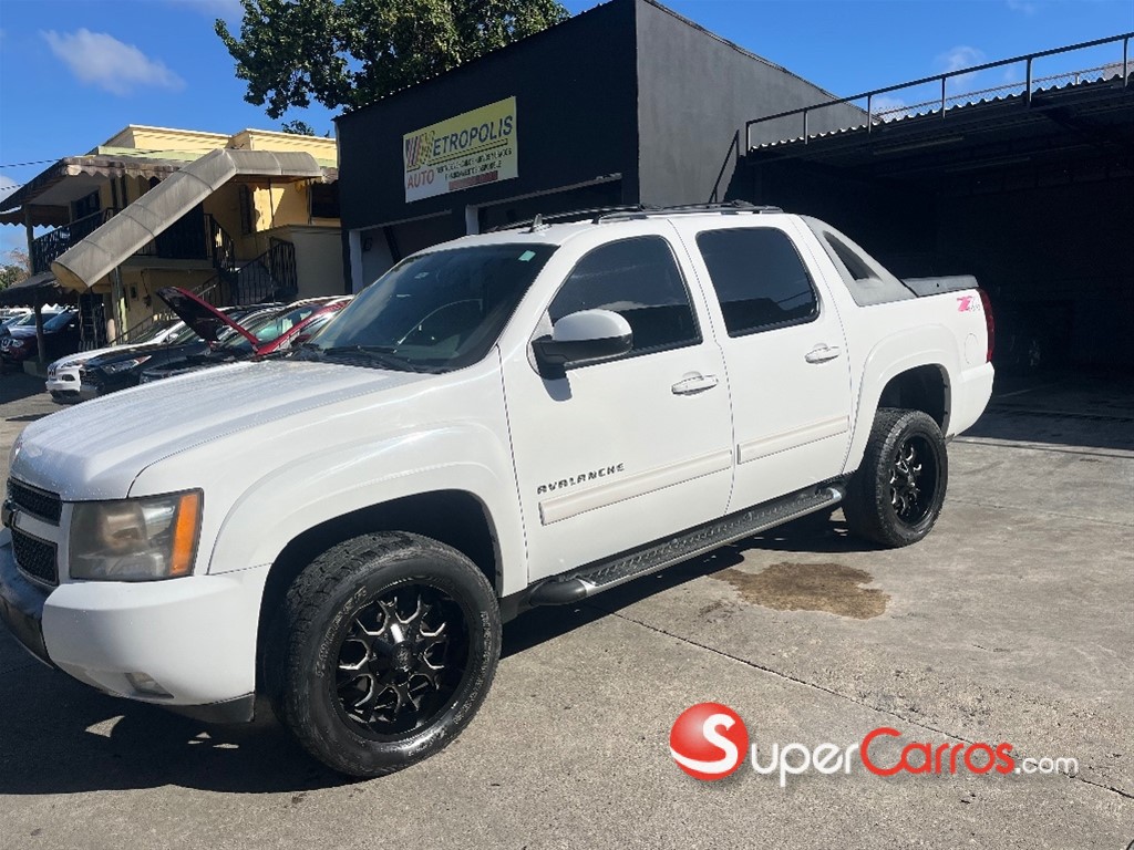 2011 Chevrolet Avalanche Z 71 — foto 2 / 12