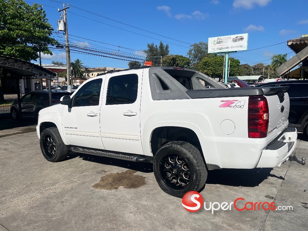 2011 Chevrolet Avalanche Z 71 — foto 6 / 12