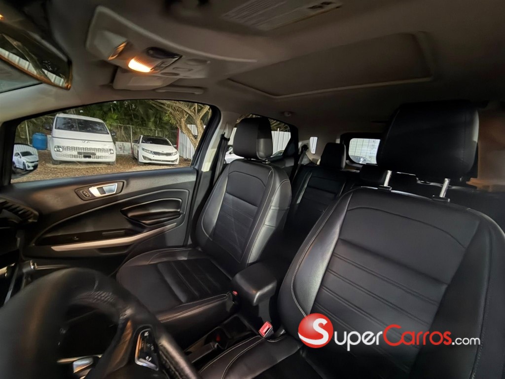 2020 Ford Eco Sport Platinium — foto 7 / 12