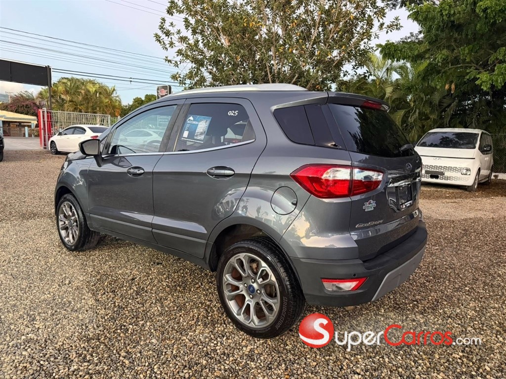 2020 Ford Eco Sport Platinium — foto 11 / 12