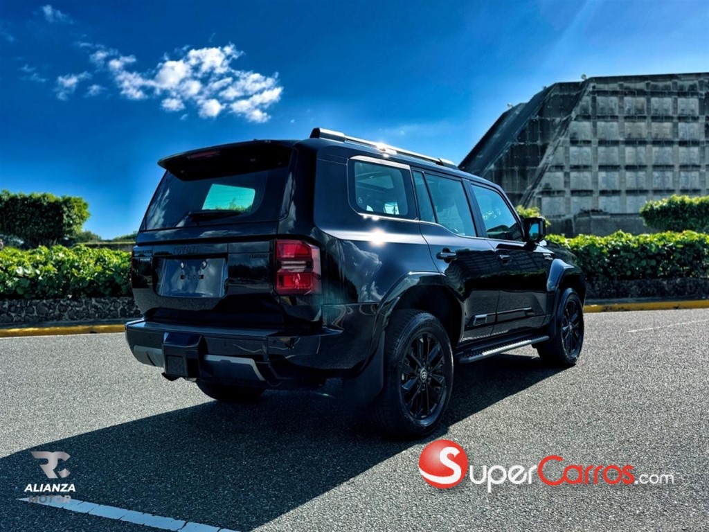 2026 Toyota Land Cruiser Prado — foto 11 / 12