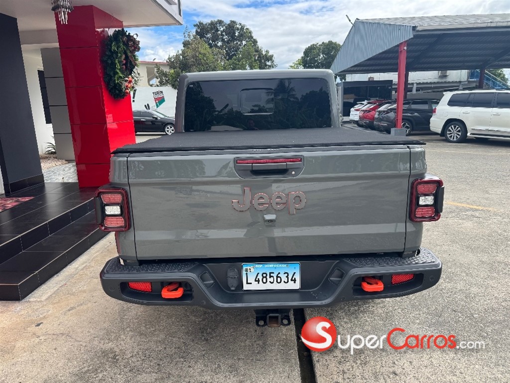 2021 Jeep Gladiator Mojave — foto 6 / 12