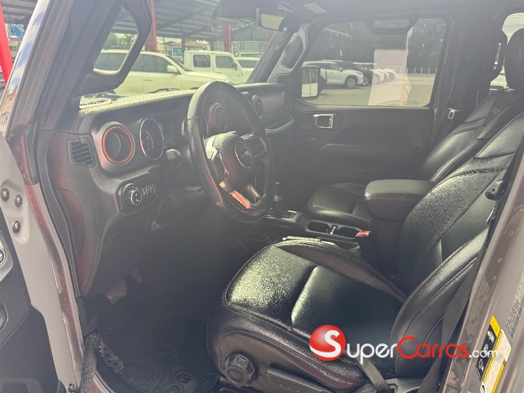 2021 Jeep Gladiator Mojave — foto 11 / 12