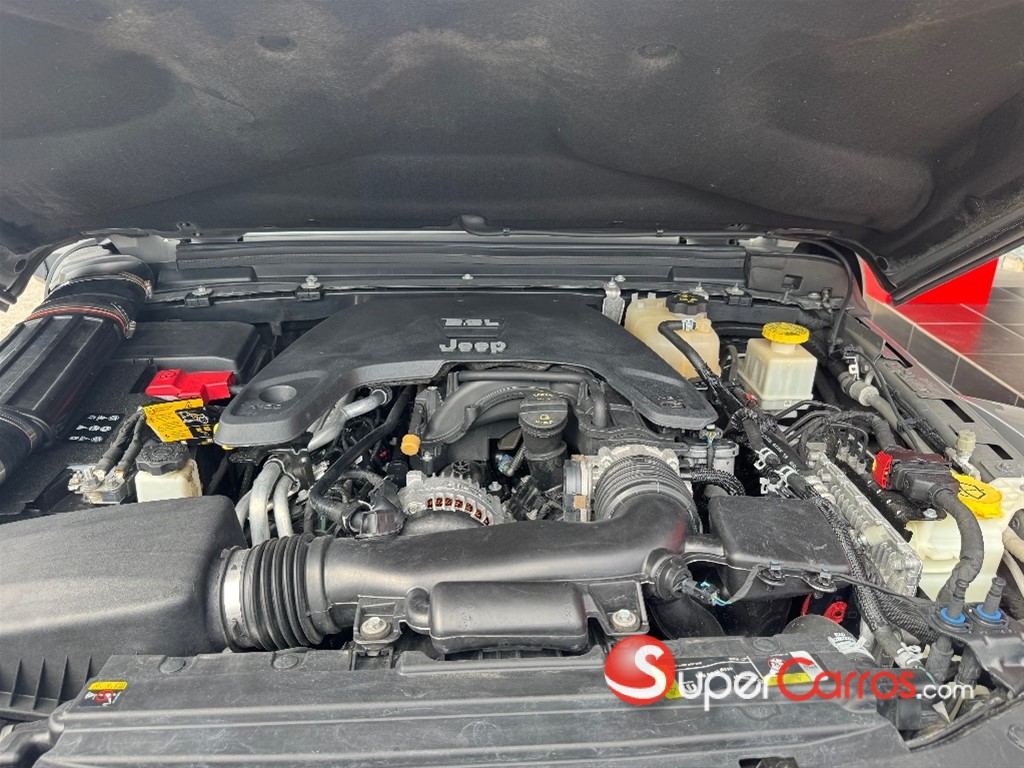 2021 Jeep Gladiator Mojave — foto 12 / 12