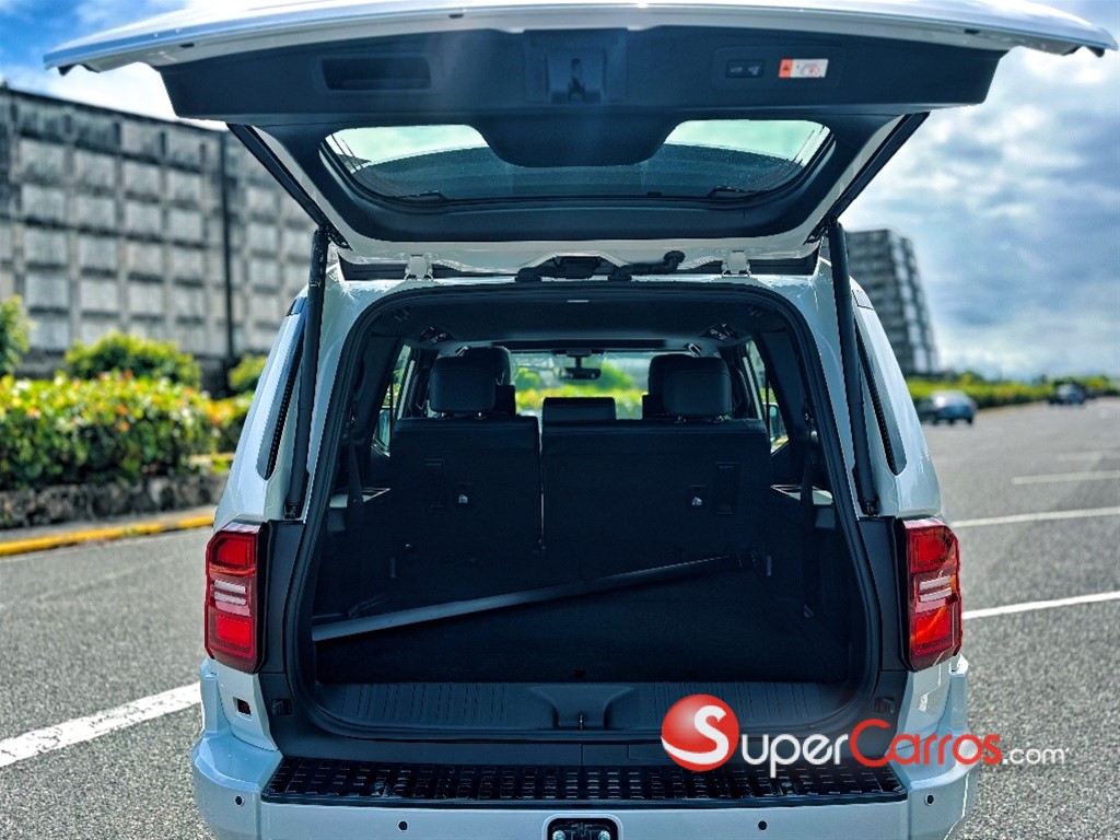 2026 Toyota Land Cruiser Prado — foto 10 / 12