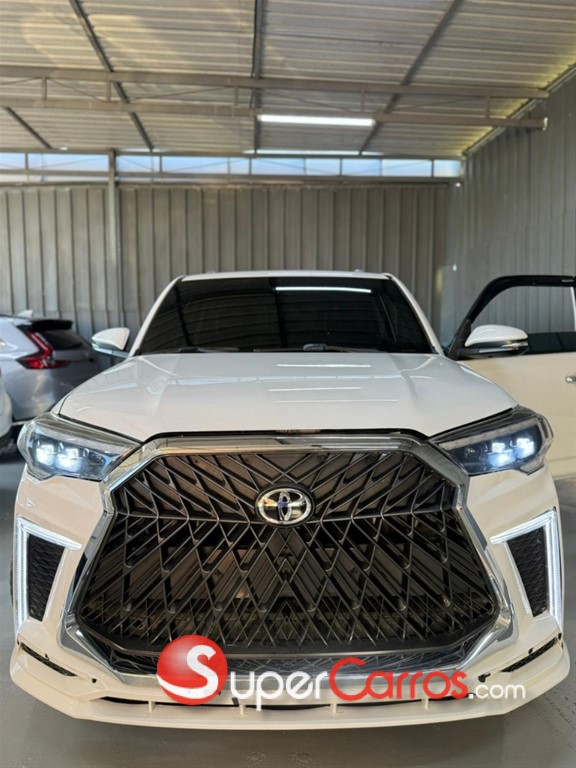 2018 Toyota 4 Runner Limited — foto 2 / 10