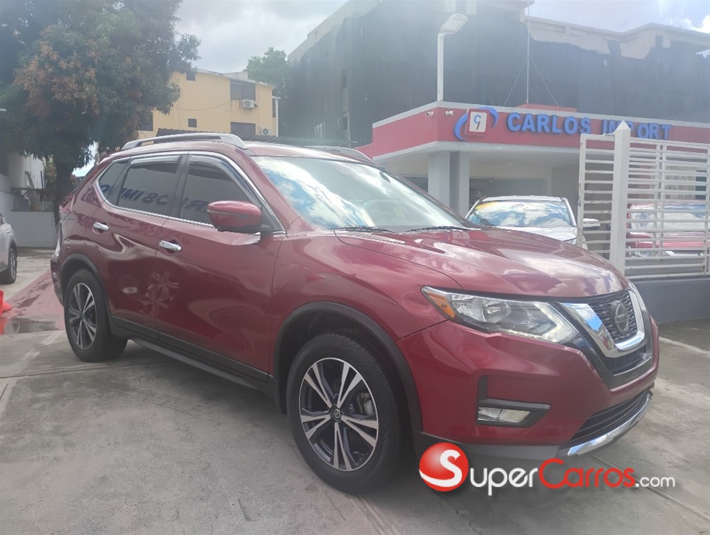 2020 Nissan Rogue SV — foto 3 / 10