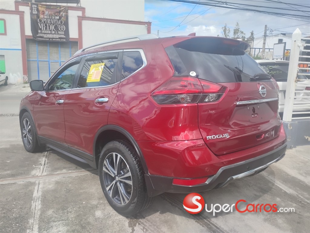 2020 Nissan Rogue SV — foto 5 / 10