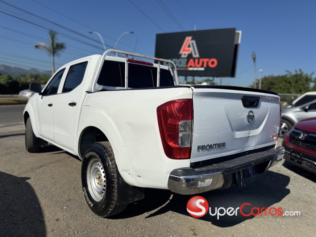 2020 Nissan Frontier D 22 — foto 2 / 9