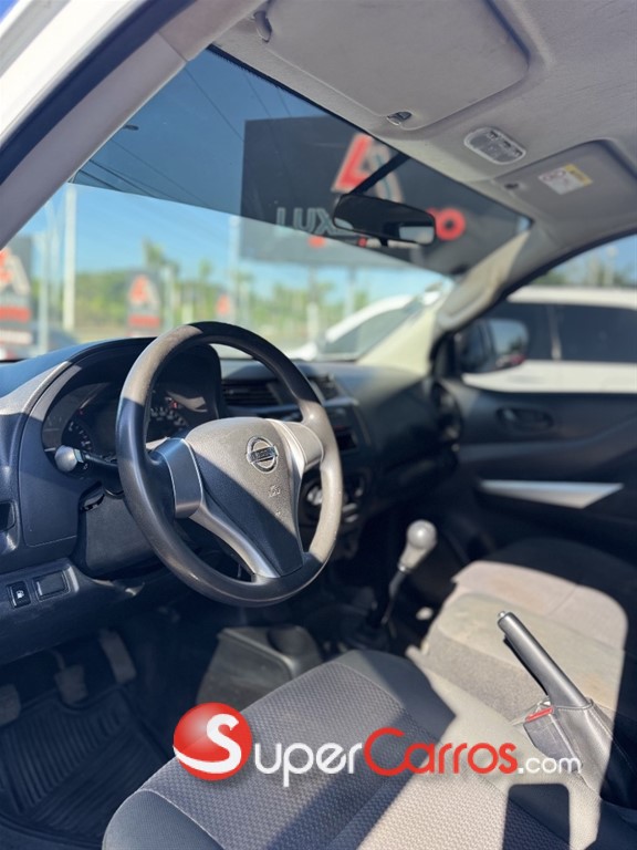 2020 Nissan Frontier D 22 — foto 7 / 9