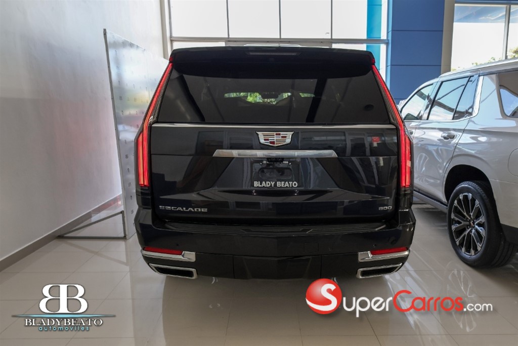 2026 Cadillac Escalade Luxury Short — foto 3 / 10