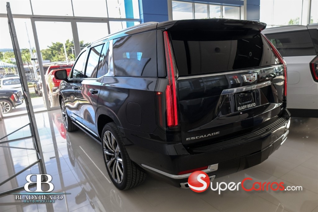 2026 Cadillac Escalade Luxury Short — foto 4 / 10