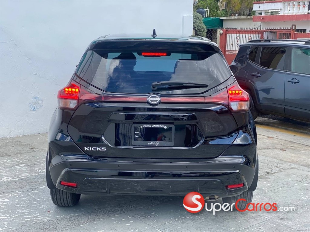 2022 Nissan Kicks — foto 8 / 12
