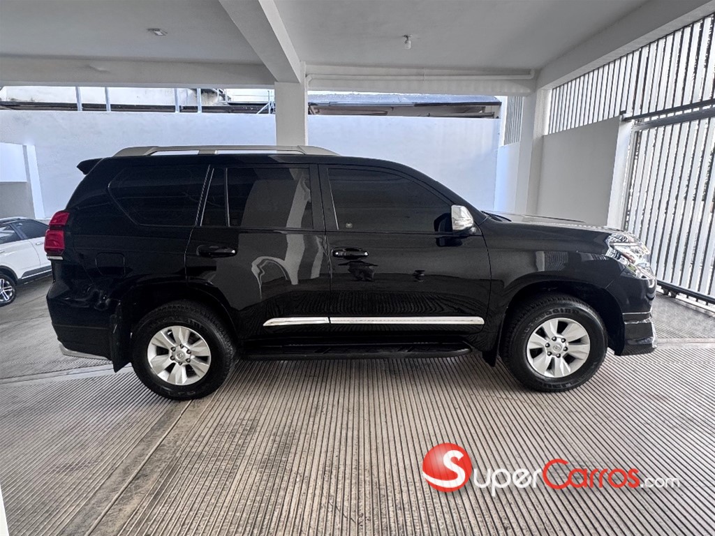 2019 Toyota Land Cruiser Prado TXL — foto 8 / 12