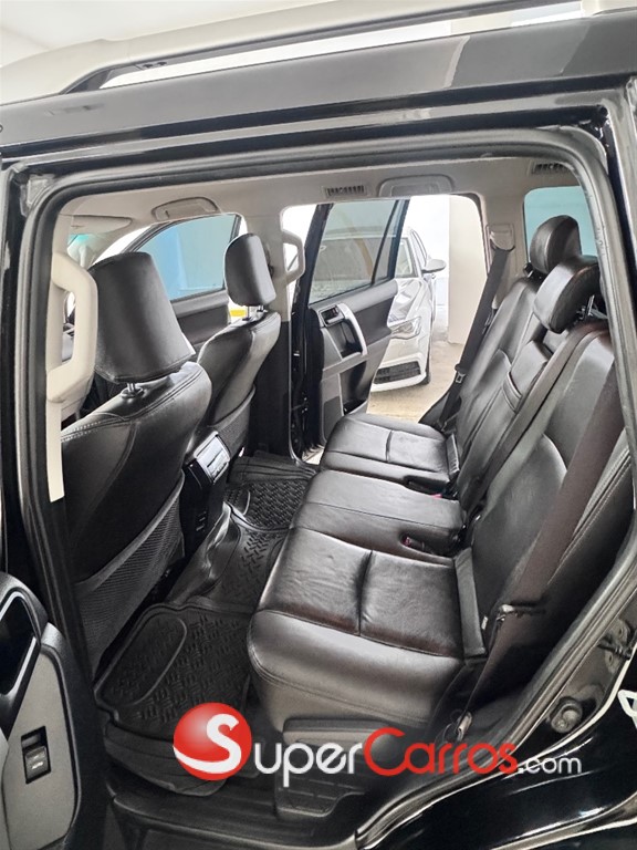 2019 Toyota Land Cruiser Prado TXL — foto 10 / 12