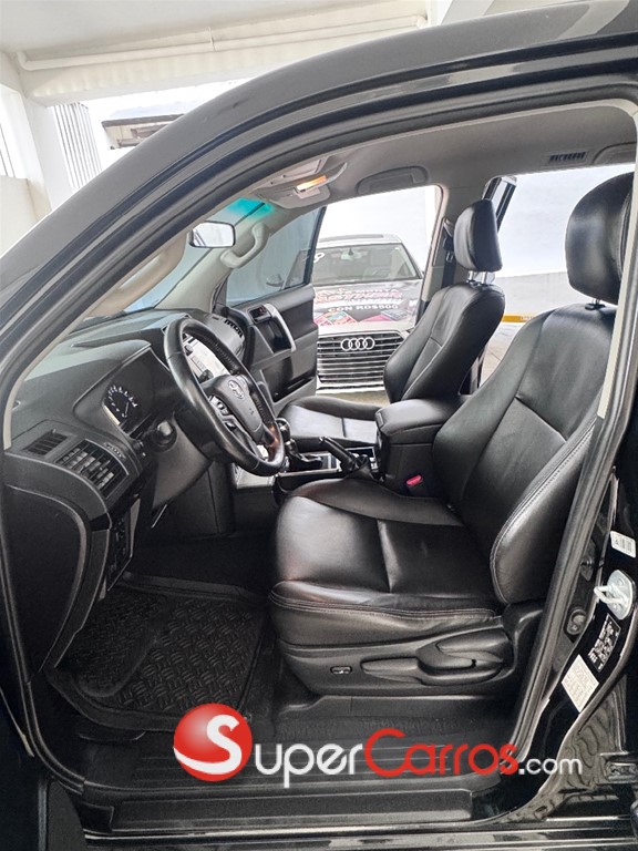 2019 Toyota Land Cruiser Prado TXL — foto 11 / 12