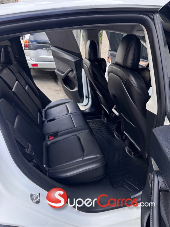 2023 Tesla Model Y Performace — foto 10 / 12
