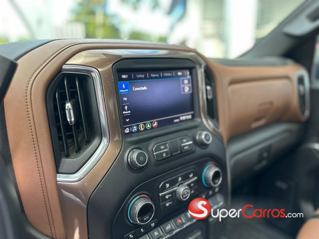 2020 Chevrolet Silverado High Country — foto 7 / 12