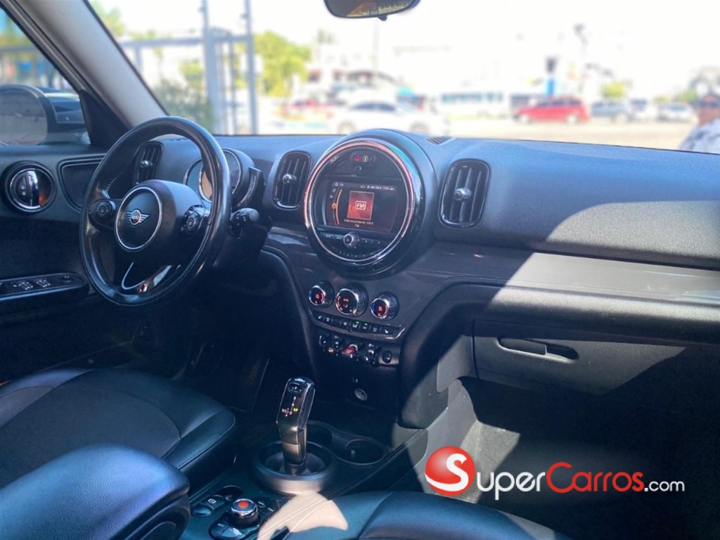 2020 Mini Cooper Countryman — foto 6 / 7