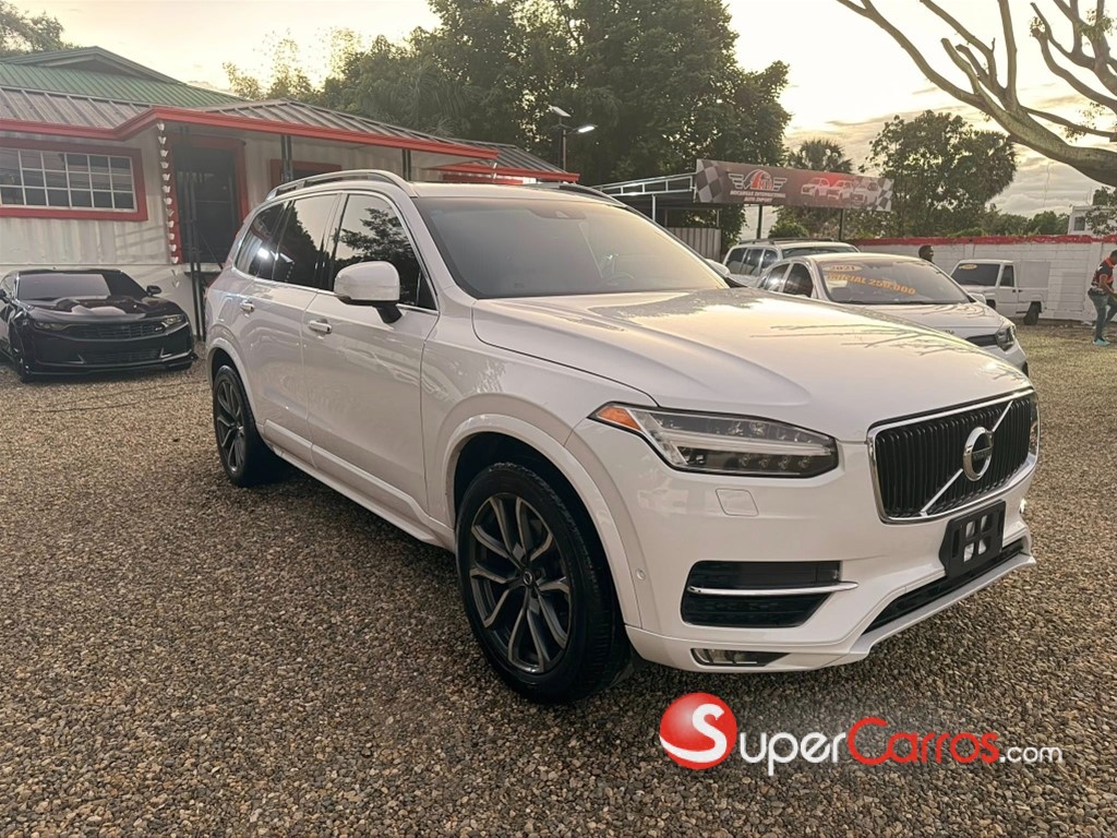 2016 Volvo XC90 Momentum T6 — foto 2 / 12
