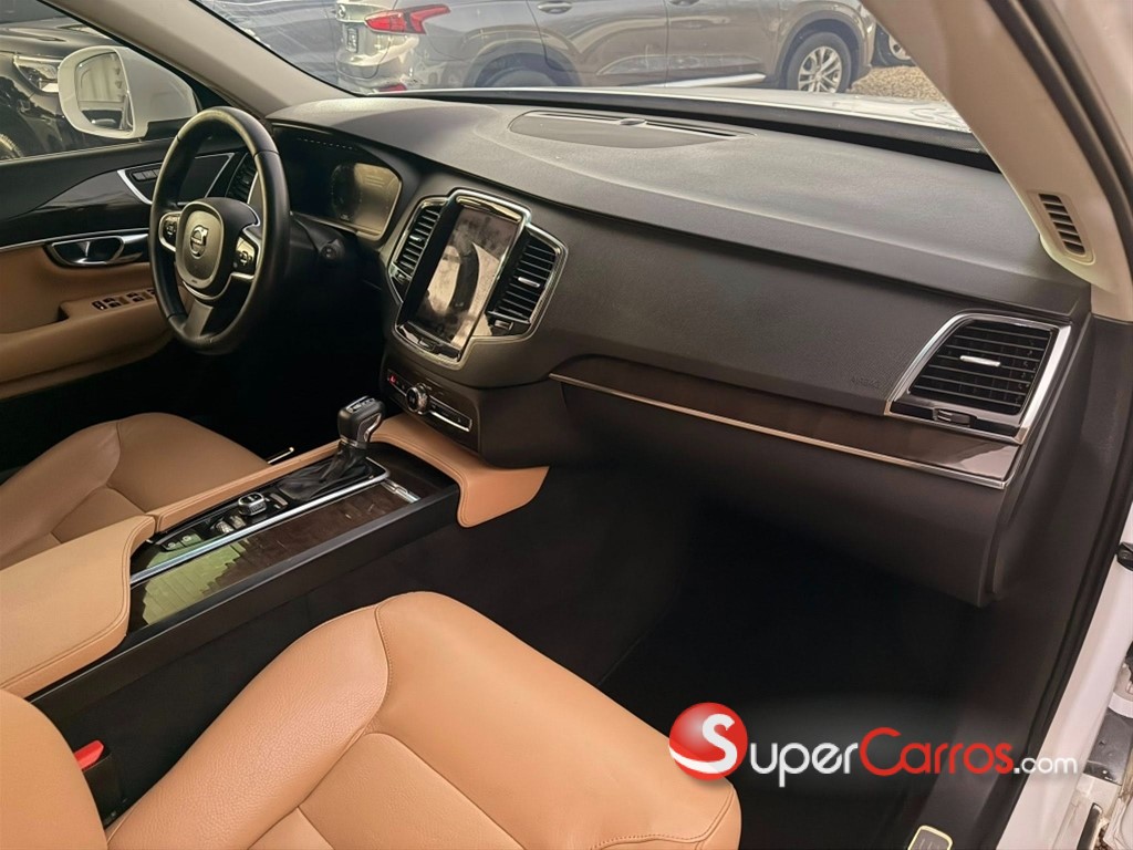 2016 Volvo XC90 Momentum T6 — foto 5 / 12