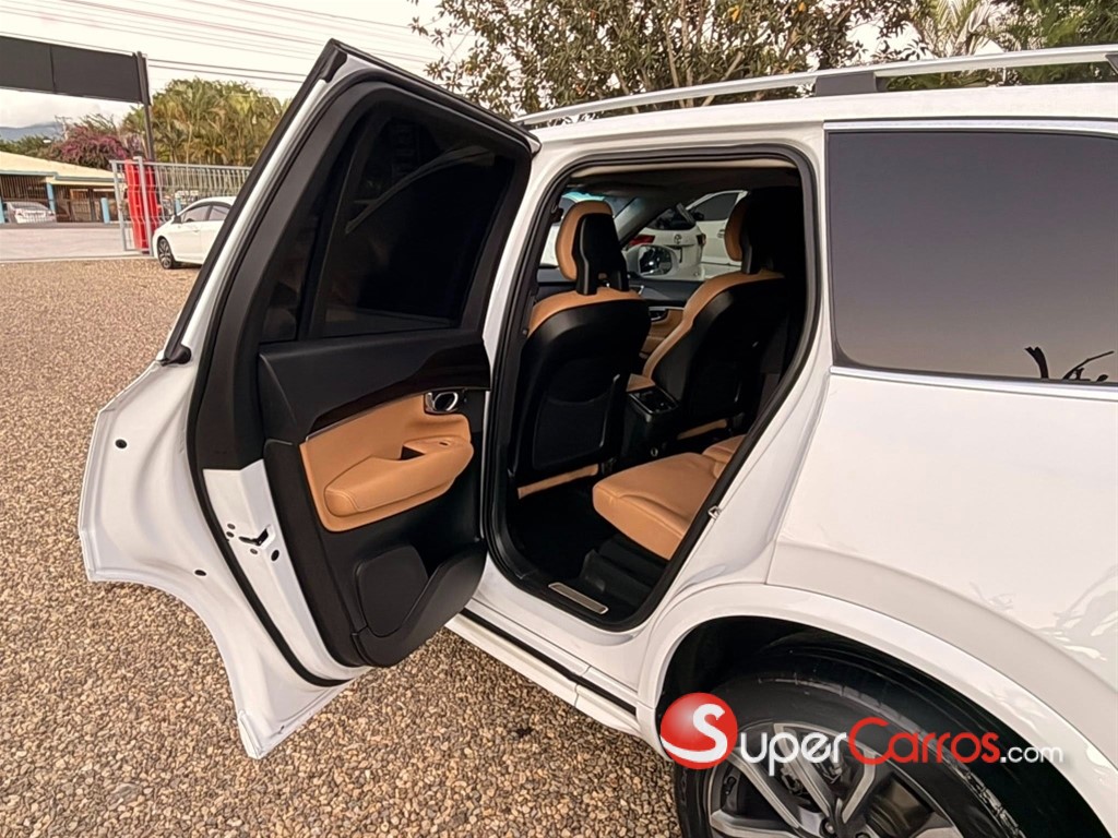 2016 Volvo XC90 Momentum T6 — foto 7 / 12