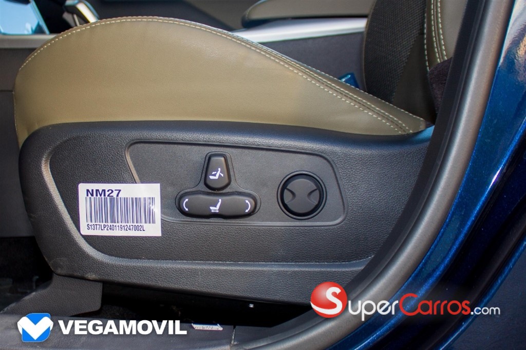 2025 KGM Torres ADVENTURE PLUS — foto 12 / 12