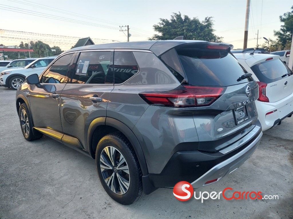 2021 Nissan Rogue SV — foto 3 / 11