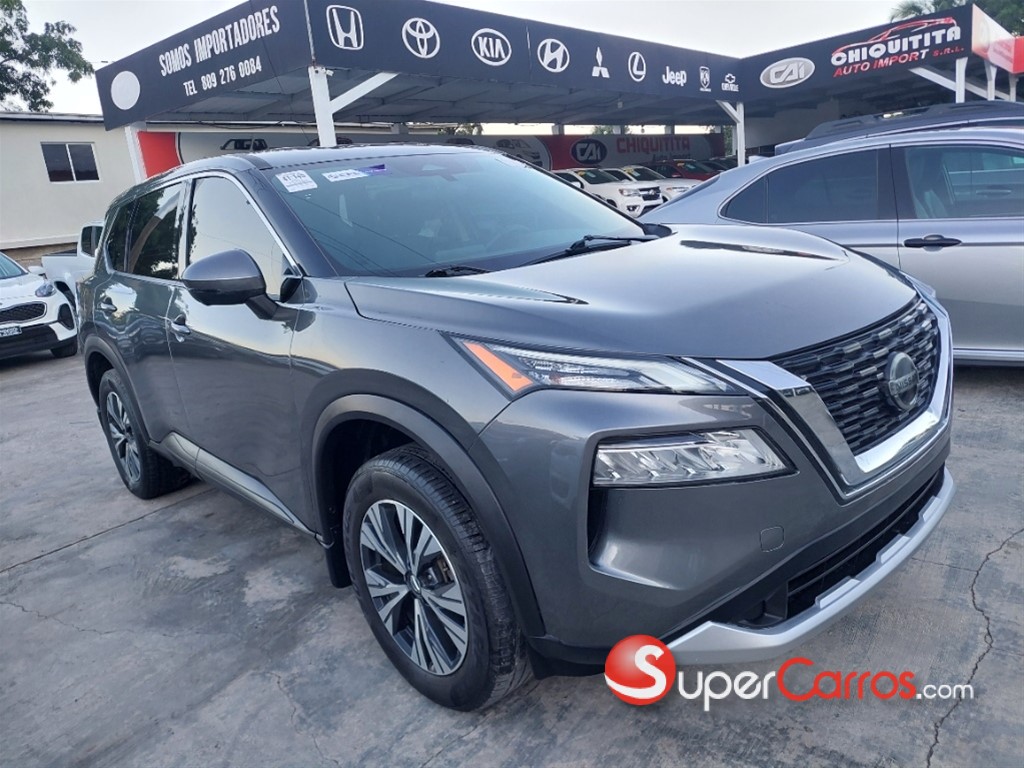 2021 Nissan Rogue SV — foto 9 / 11
