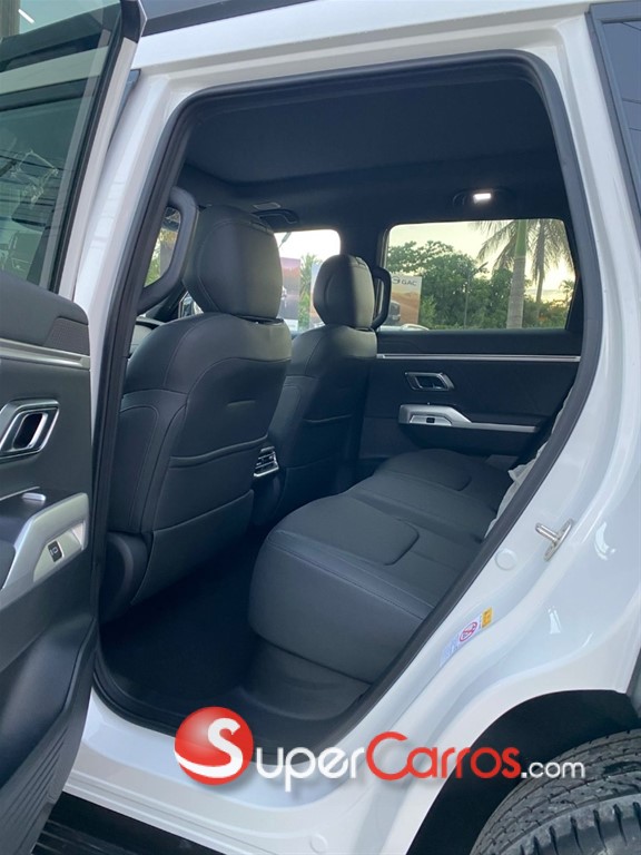 2026 Deepal G318 — foto 8 / 12