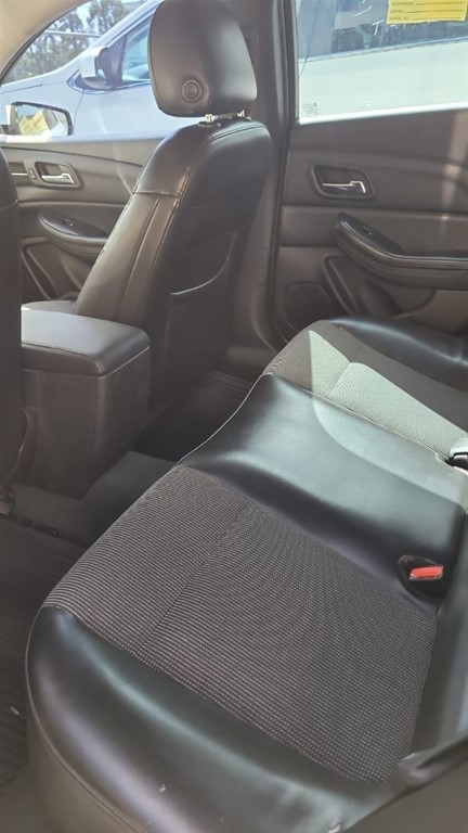 2016 Chevrolet Malibu LT — foto 9 / 11