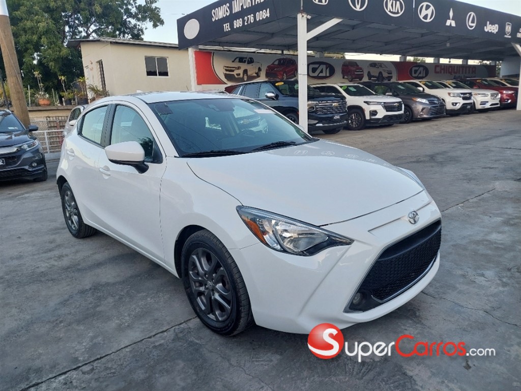 2020 Toyota Yaris Hatchback — foto 2 / 11